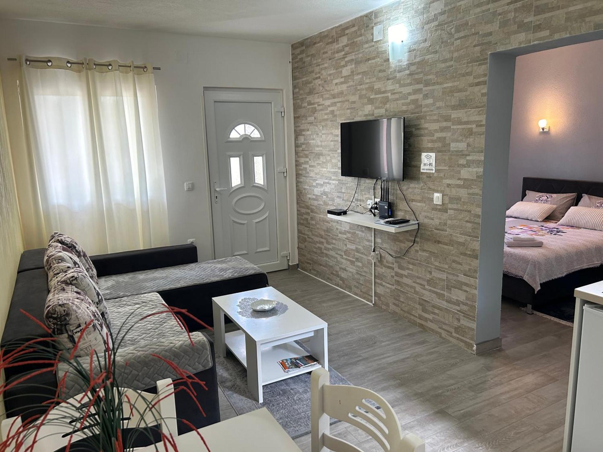 Green Field Apartments Virpazar Exterior photo